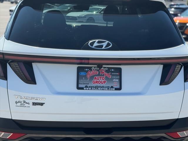 Photo of 2023 White Hyundai TUCSON