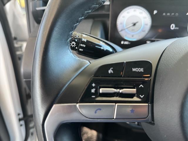 Photo of 2023 White Hyundai TUCSON