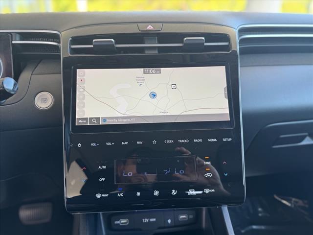 Photo of 2023 White Hyundai TUCSON