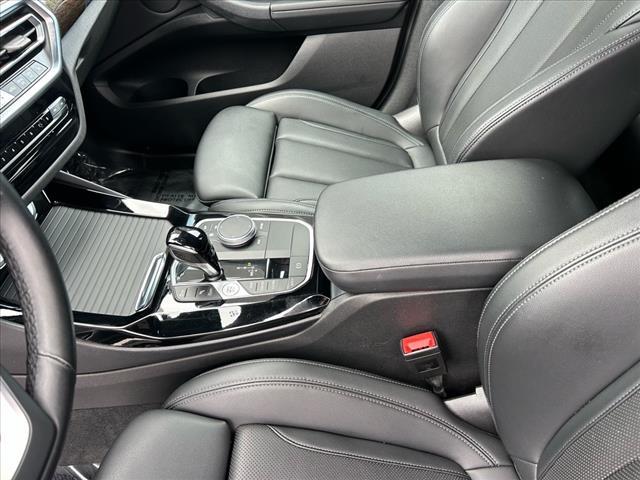 Photo of 2023 Jet Black BMW X3