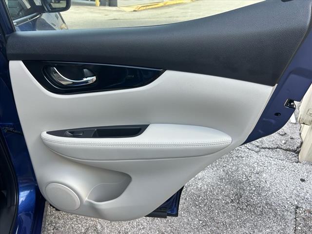 Photo of 2022 Caspian Blue Nissan Rogue Sport