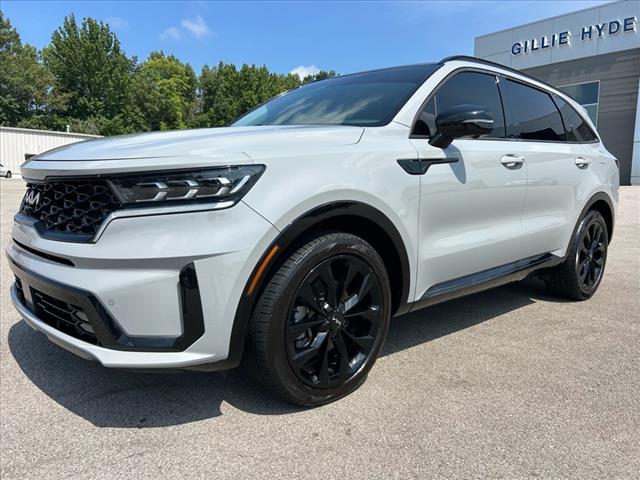 Photo of 2022 Gravity Gray Kia Sorento
