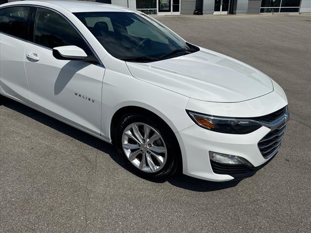 Photo of 2024 White Chevrolet Malibu