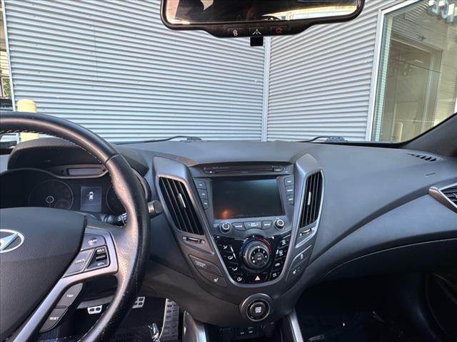 Photo of 2016 Vitamin C Hyundai Veloster