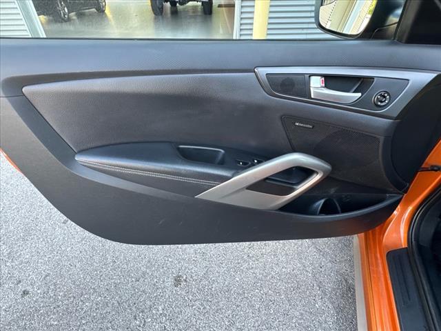 Photo of 2016 Vitamin C Hyundai Veloster