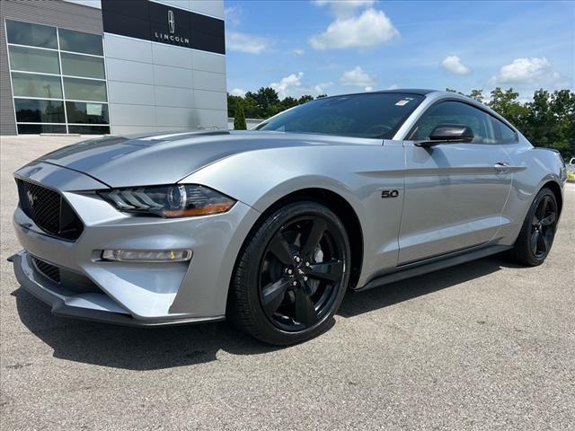 Photo of 2022 Iconic Silver Metallic Ford Mustang