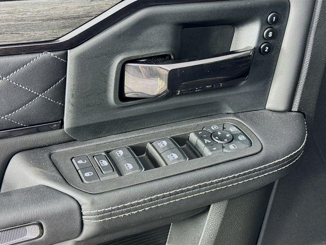 Photo of 2025 Diamond Black Crystal Pearlcoat RAM 2500