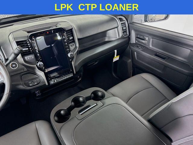 Photo of 2025 Diamond Black Crystal Pearlcoat RAM 2500