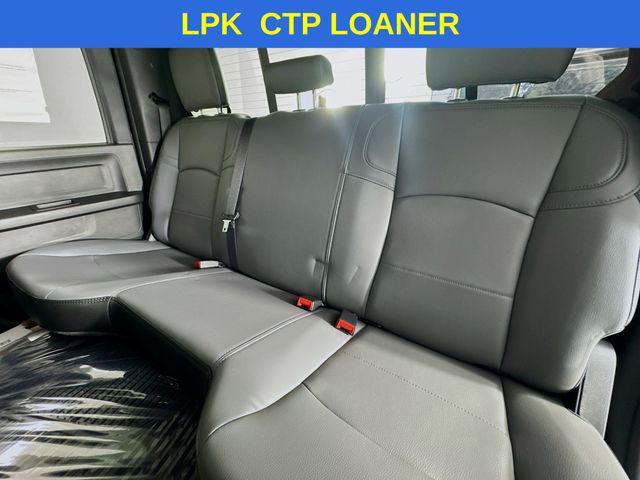 Photo of 2025 Diamond Black Crystal Pearlcoat RAM 2500