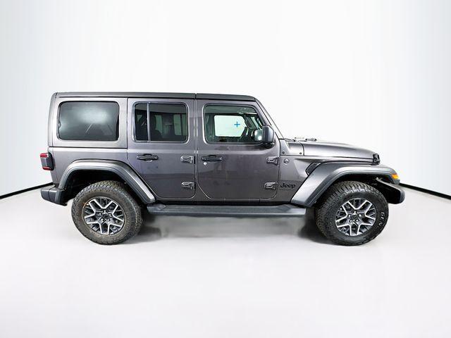 Photo of 2025 Granite Crystal Metallic Clearcoat Jeep Wrangler