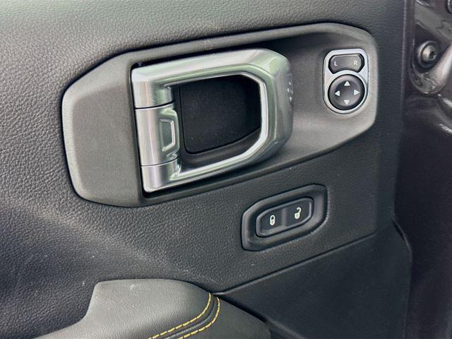 Photo of 2025 Granite Crystal Metallic Clearcoat Jeep Wrangler