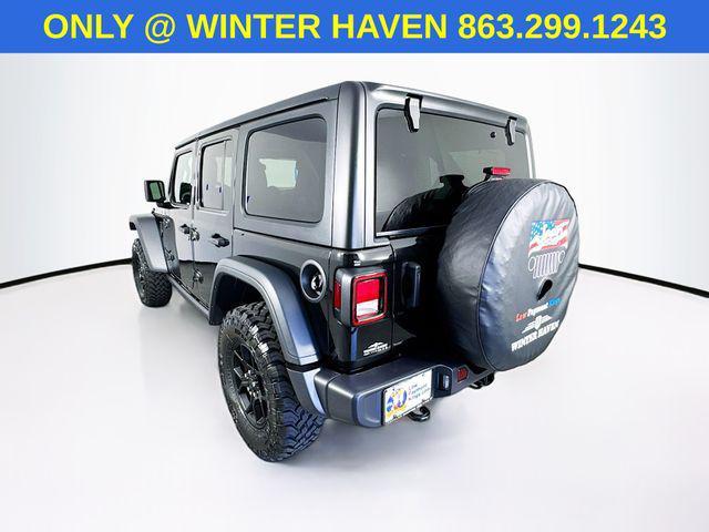 Photo of 2025 Black Clearcoat Jeep Wrangler