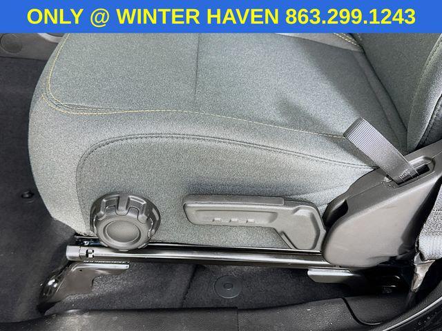Photo of 2025 Black Clearcoat Jeep Wrangler