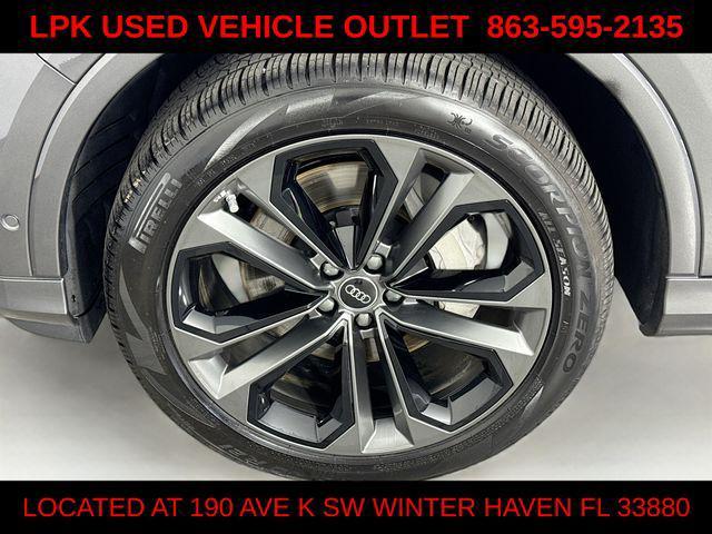 Photo of 2025 Samurai Gray Metallic Audi Q7