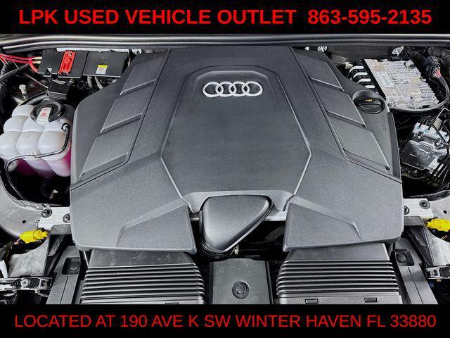 Photo of 2025 Samurai Gray Metallic Audi Q7