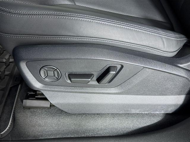 Photo of 2025 Samurai Gray Metallic Audi Q7