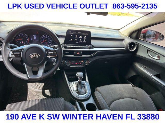 Photo of 2019 Currant Red Kia Forte
