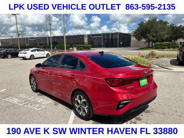 Photo of 2019 Currant Red Kia Forte