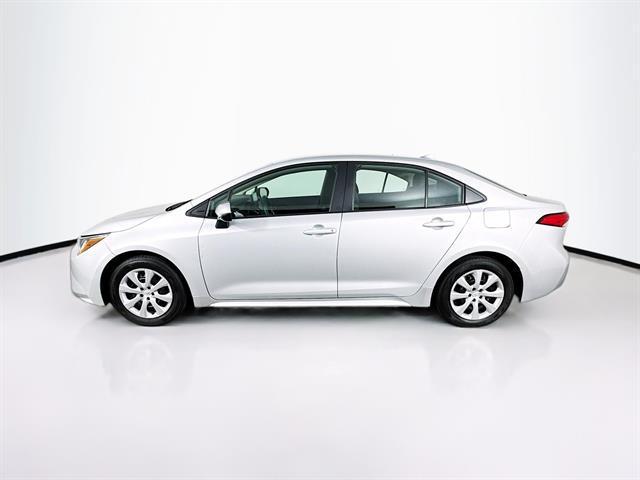 Photo of 2022 Classic Silver Metallic Toyota Corolla