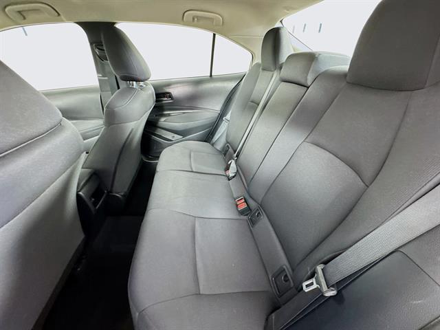 Photo of 2022 Classic Silver Metallic Toyota Corolla