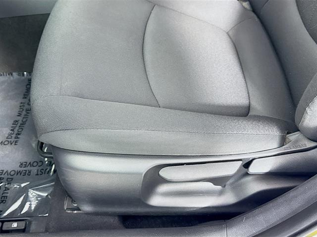 Photo of 2022 Classic Silver Metallic Toyota Corolla