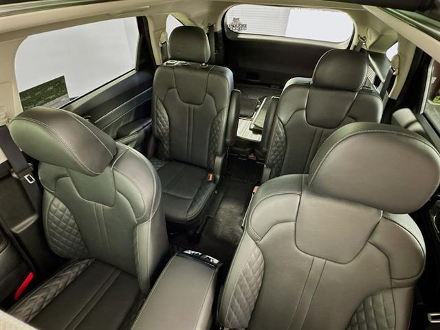Photo of 2022 Passion Red Tintcoat Kia Sorento
