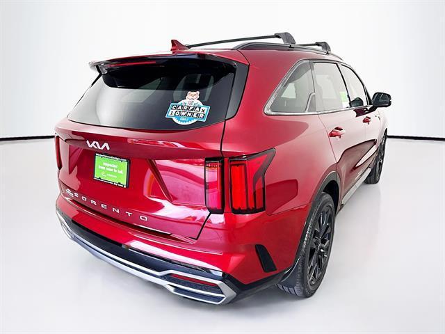 Photo of 2022 Passion Red Tintcoat Kia Sorento