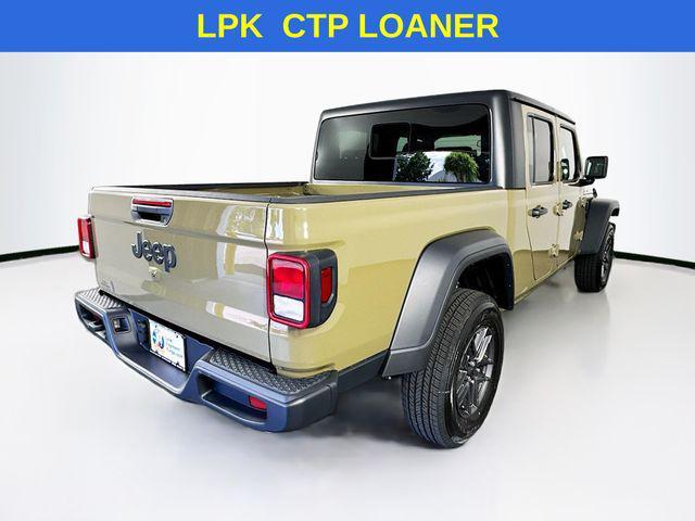Photo of 2025 41 Jeep Gladiator