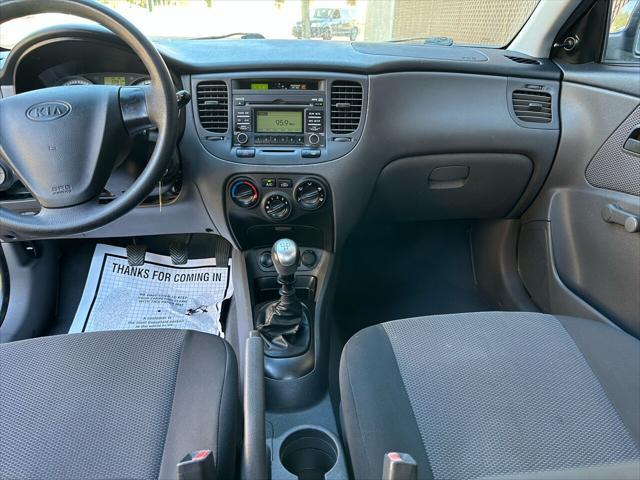Photo of 2009 Black Kia Rio
