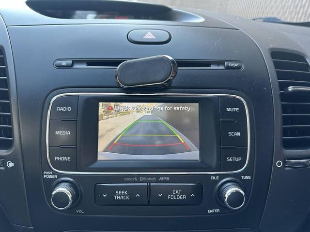 Photo of 2016 White Kia Forte