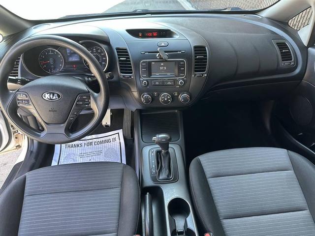 Photo of 2016 White Kia Forte