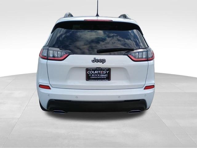 Photo of 2021 Bright White Clearcoat Jeep Cherokee