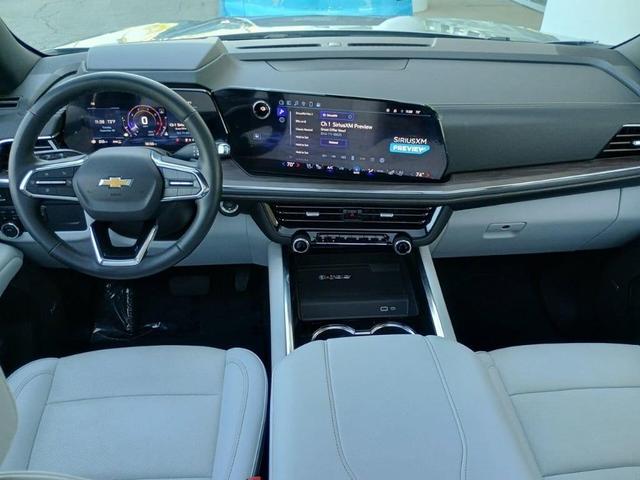 Photo of 2025 Sterling Gray Metallic Chevrolet Suburban