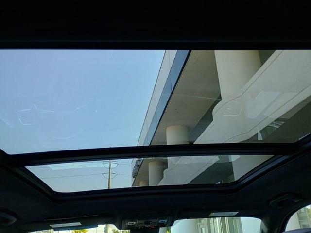Photo of 2025 Sterling Gray Metallic Chevrolet Suburban