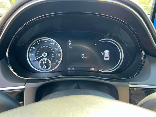 Photo of 2025 Black Genesis GV70