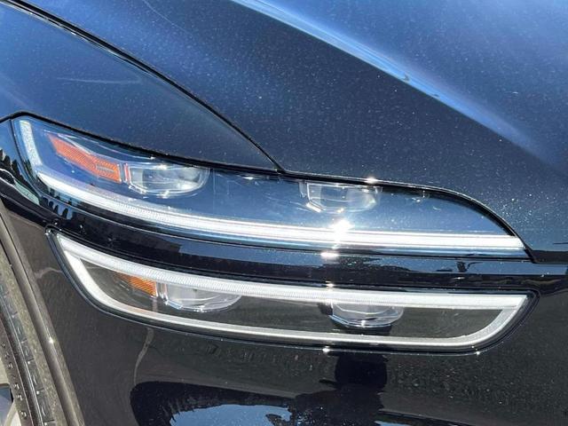 Photo of 2025 Black Genesis GV70