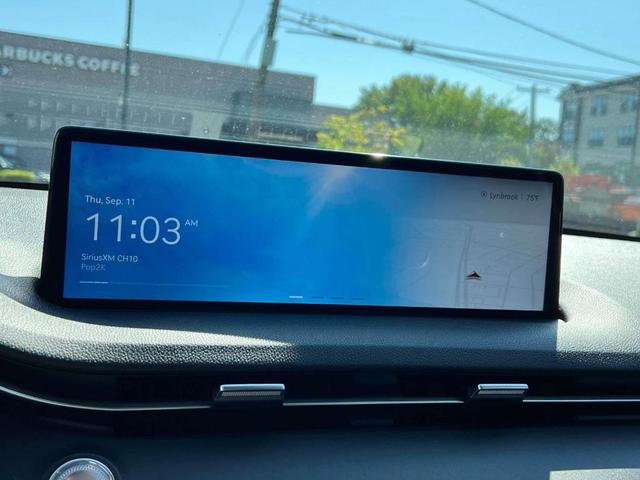 Photo of 2025 Black Genesis GV70