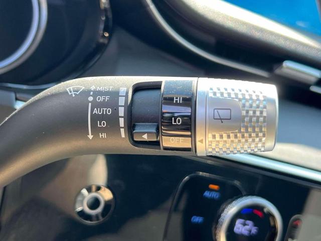 Photo of 2025 Black Genesis GV70