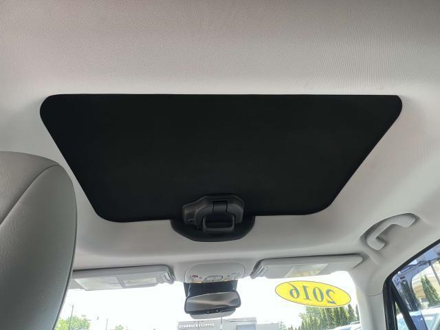 Photo of 2016 Black Jeep Renegade