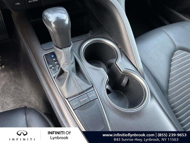 Photo of 2022 Black Toyota Camry