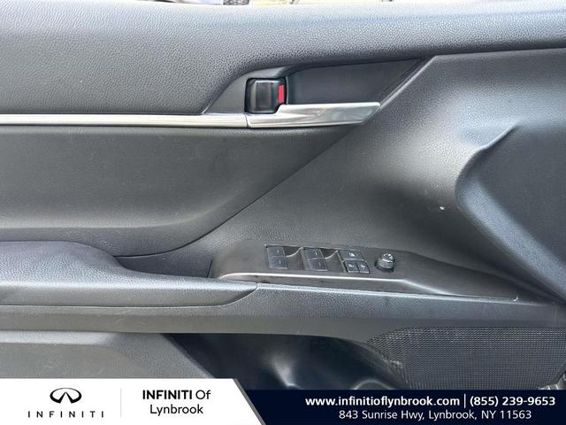 Photo of 2022 Black Toyota Camry