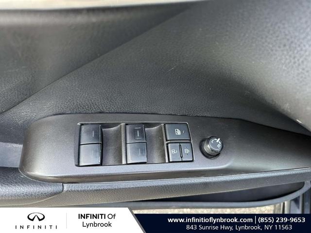 Photo of 2022 Black Toyota Camry