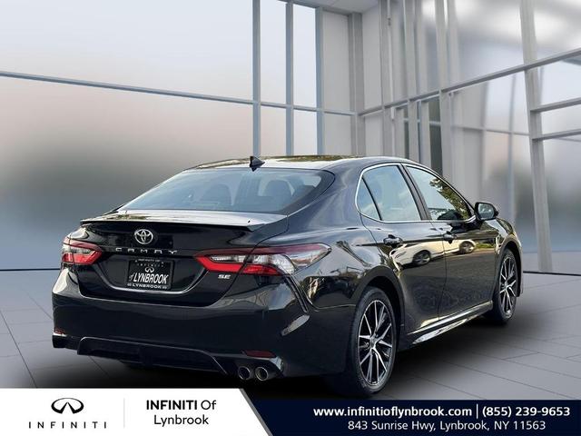 Photo of 2022 Black Toyota Camry