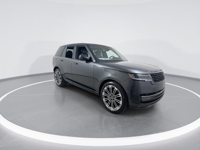 Photo of 2025 CARP GRY PRM MT Land Rover Range Rover
