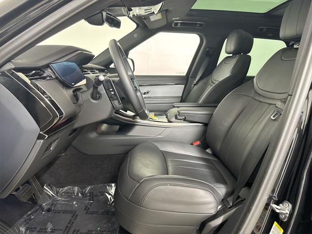 Photo of 2024 SANTORINI BLACK Land Rover Range Rover Sport