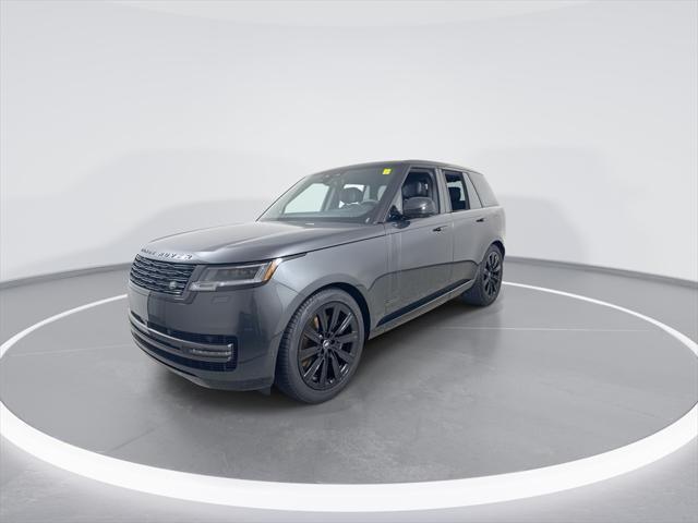 Photo of 2025 GRAY Land Rover Range Rover