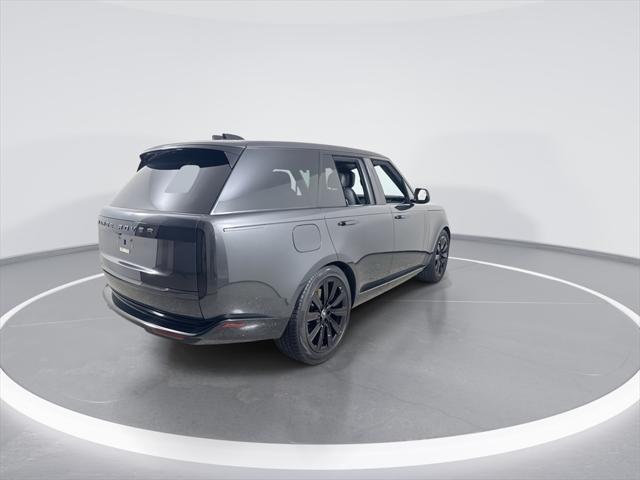 Photo of 2025 GRAY Land Rover Range Rover