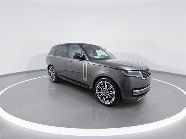 Photo of 2025 CHARENTE GRY PR Land Rover Range Rover