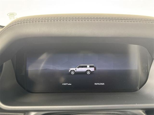 Photo of 2024 GREY Land Rover Defender