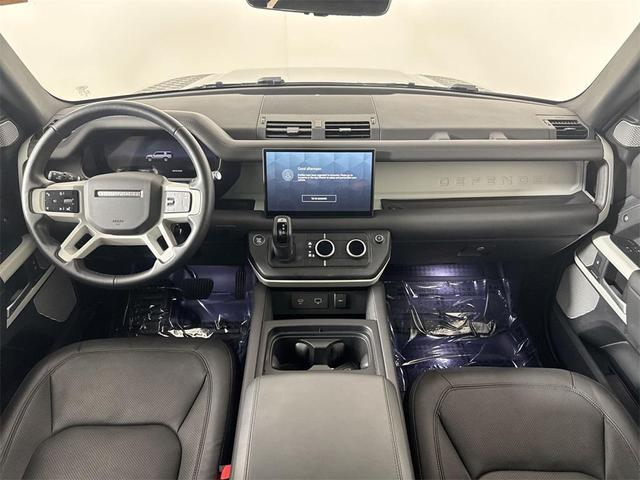 Photo of 2024 GREY Land Rover Defender